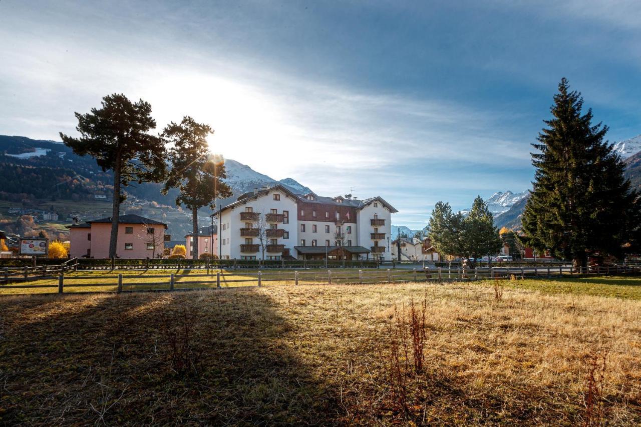 Rina Hotel 3*