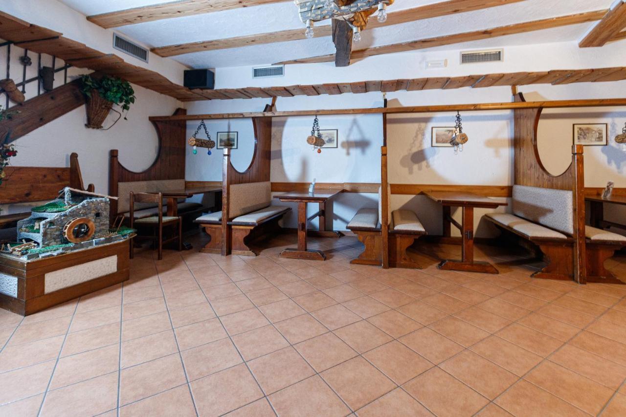 Hotel Rina 3*